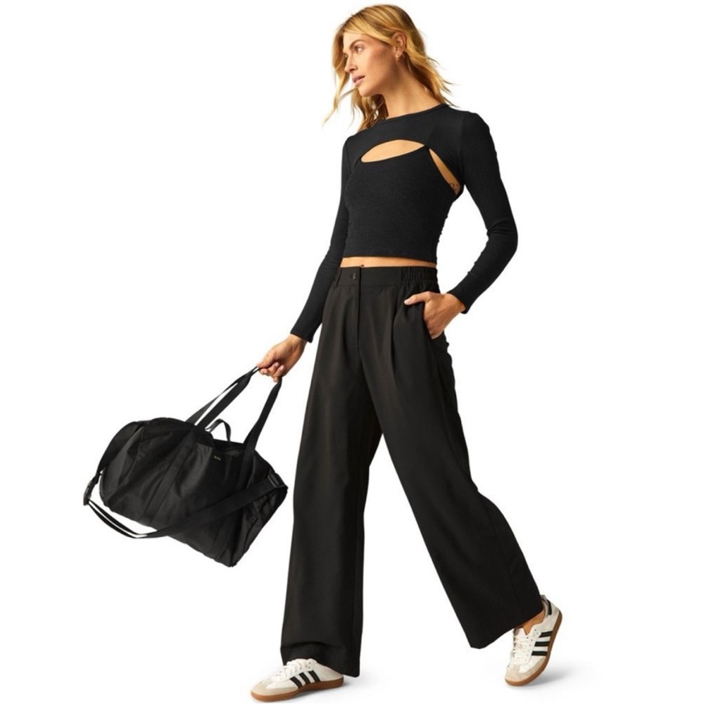 Beyond Yoga Status Black Wide Leg Trouser
